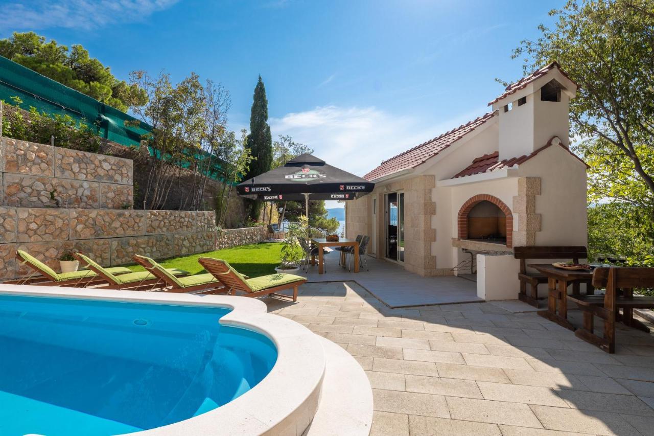 Villa Leoma With Heated Pool Marusici  Exterior foto